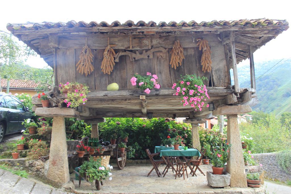 Hostal El Colladín Llerices Habitación foto